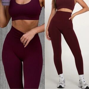 Skulpterai Leggings in Wine XS
